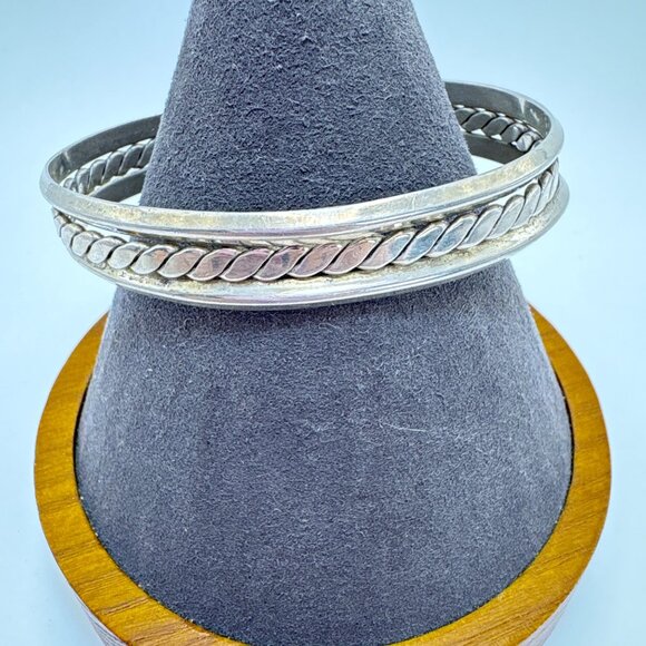 VTG Solid Sterling Silver 925 Twist Design Open Cuff Bracelet Size 7.5" Fit - Picture 1 of 11